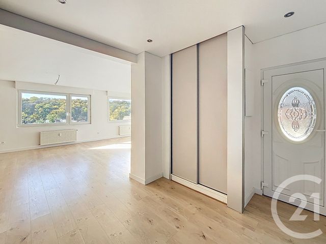 Appartement F4 à vendre - 4 pièces - 101 m2 - St Julien Les Metz - 57 - LORRAINE