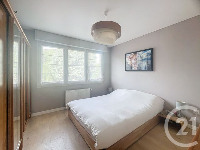 Appartement F4 à vendre - 4 pièces - 101 m2 - St Julien Les Metz - 57 - LORRAINE