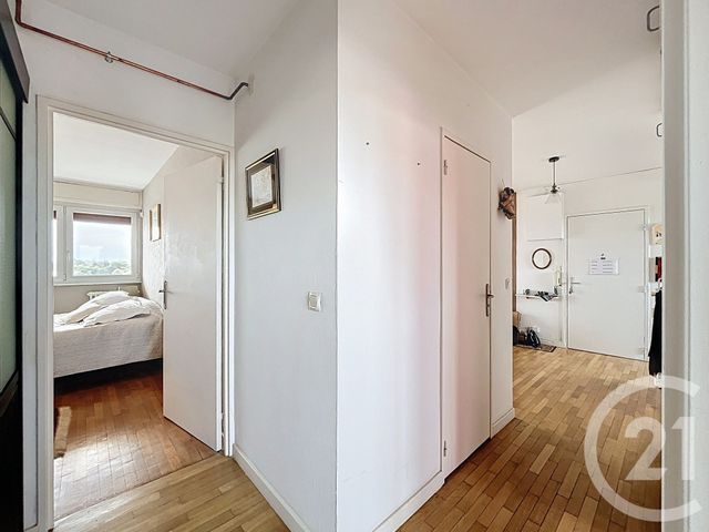 Afficher la photo en grand Appartement F4 à vendre - 4 pièces - 72 m2 - Metz - 57 - LORRAINE