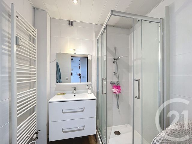 Afficher la photo en grand Appartement F4 à vendre - 4 pièces - 72 m2 - Metz - 57 - LORRAINE