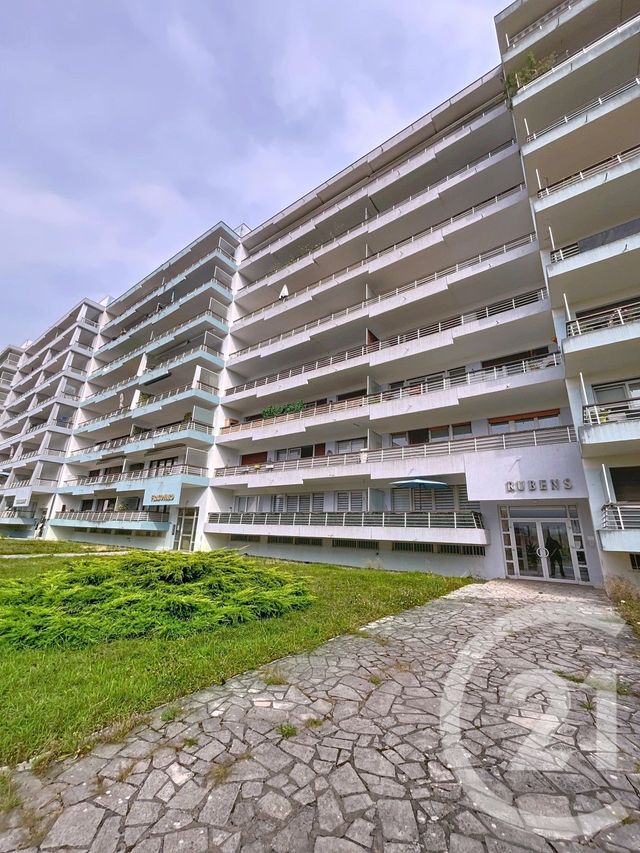 Afficher la photo en grand Appartement F4 à vendre - 4 pièces - 72 m2 - Metz - 57 - LORRAINE