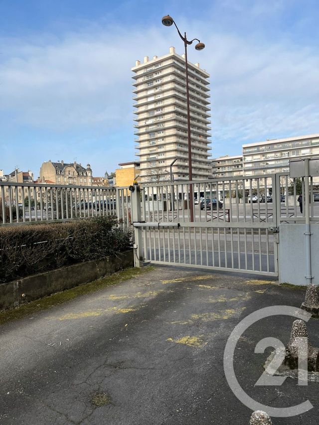 Parking à louer - 10 m2 - Metz - 57 - LORRAINE