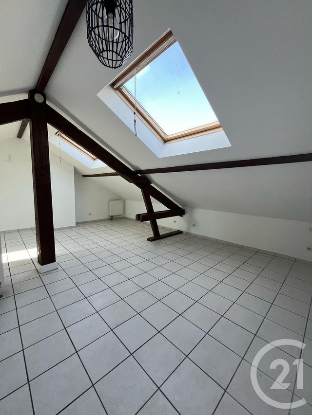 Appartement F1 à louer - 1 pièce - 39,55 m2 - Jouy Aux Arches - 57 - LORRAINE