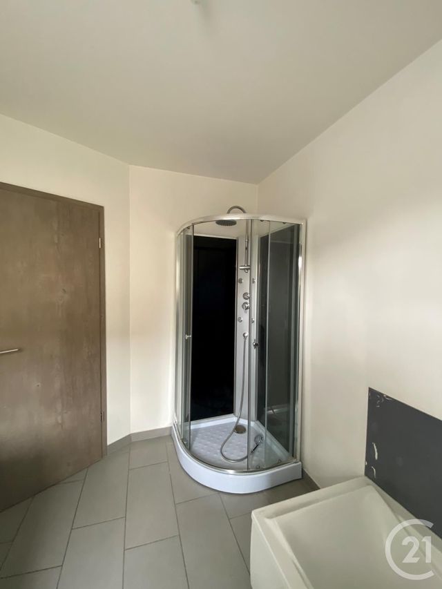 Appartement F3 à louer - 2 pièces - 55,56 m2 - Thionville - 57 - LORRAINE