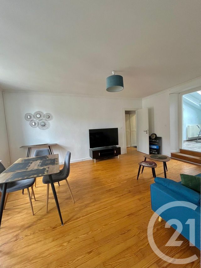 Afficher la photo en grand Appartement F5 à louer - 5 pièces - 90,19 m2 - Ars Sur Moselle - 57 - LORRAINE