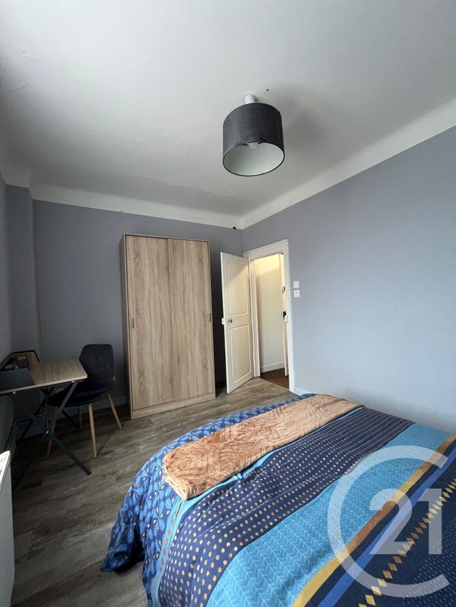 Afficher la photo en grand Appartement F5 à louer - 5 pièces - 90,19 m2 - Ars Sur Moselle - 57 - LORRAINE