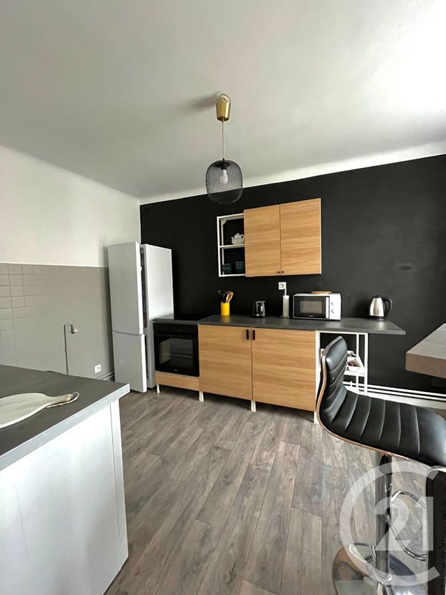 Afficher la photo en grand Appartement F5 à louer - 5 pièces - 90,19 m2 - Ars Sur Moselle - 57 - LORRAINE
