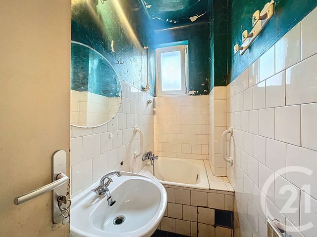 Appartement F3 à vendre - 3 pièces - 85 m2 - St Julien Les Metz - 57 - LORRAINE