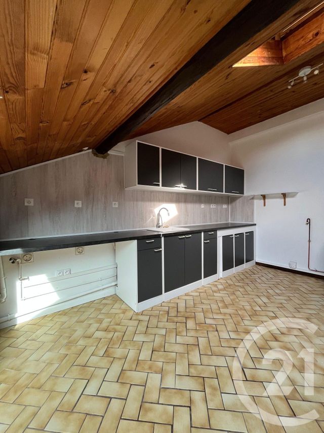 Appartement F4 à louer - 4 pièces - 108 m2 - St Julien Les Metz - 57 - LORRAINE