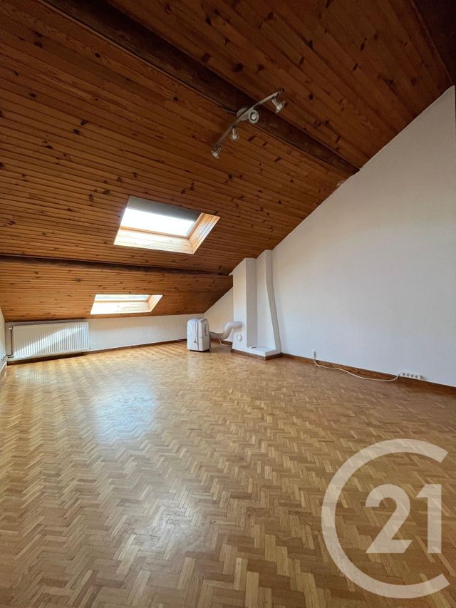 Appartement F4 à louer - 4 pièces - 108 m2 - St Julien Les Metz - 57 - LORRAINE