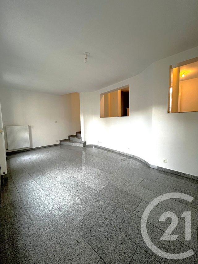 Afficher la photo en grand Appartement F2 à louer - 2 pièces - 58,87 m2 - Metz - 57 - LORRAINE