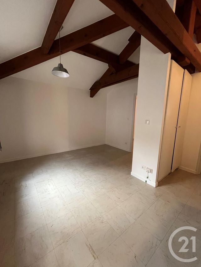 Appartement F2 à louer - 2 pièces - 31,11 m2 - Metz - 57 - LORRAINE