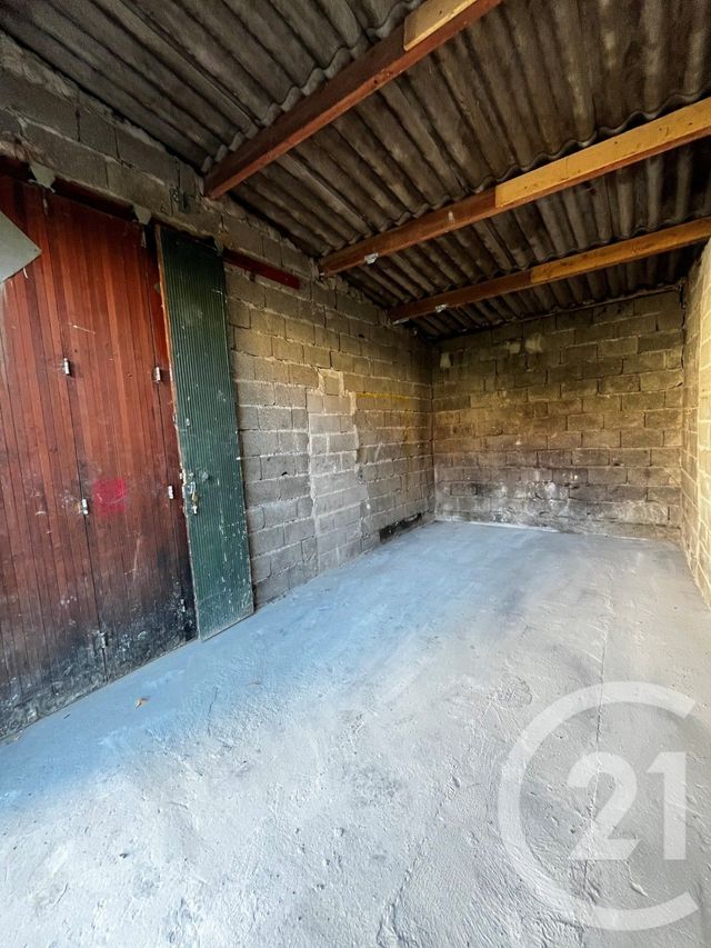 Parking à louer - 20 m2 - St Julien Les Metz - 57 - LORRAINE