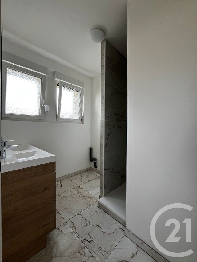 Appartement F4 à louer - 4 pièces - 77,66 m2 - St Julien Les Metz - 57 - LORRAINE