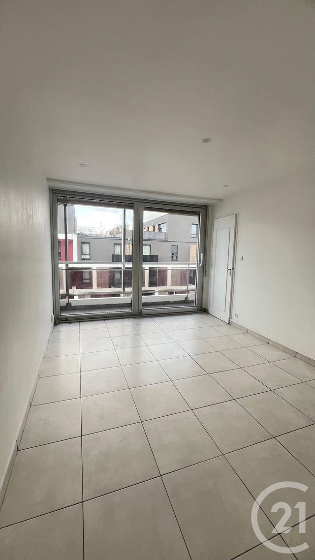 Appartement F1 à louer - 1 pièce - 23,82 m2 - Metz - 57 - LORRAINE