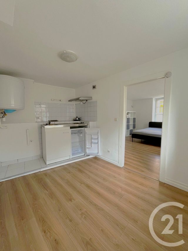Appartement F1 &agrave; louer - 1 pi&egrave;ce - 27,28 m2 - Metz - 57 - LORRAINE