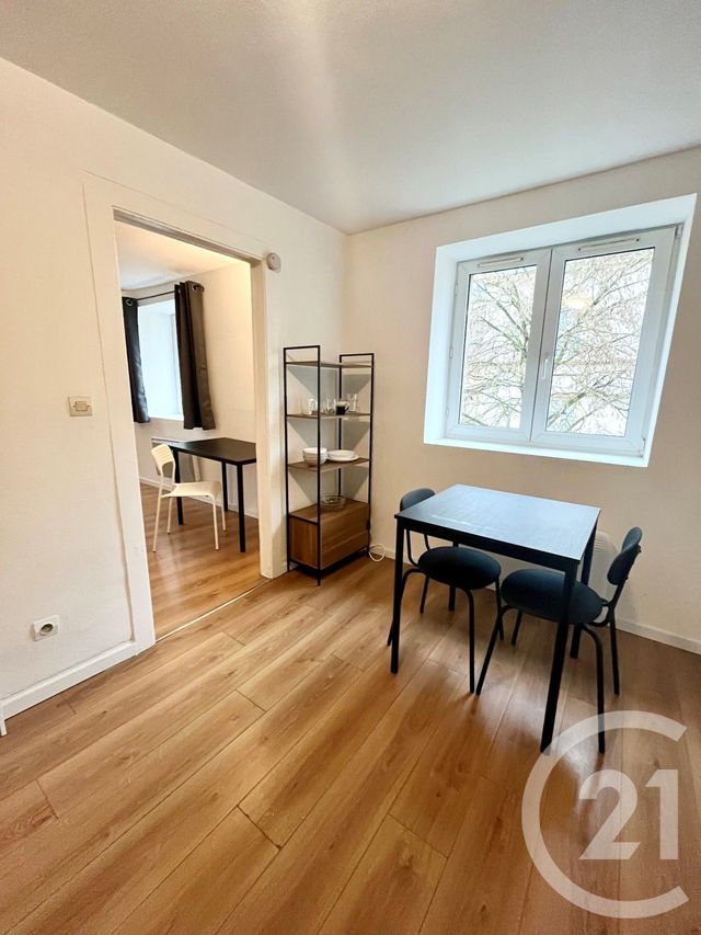Appartement F1 &agrave; louer - 1 pi&egrave;ce - 27,28 m2 - Metz - 57 - LORRAINE