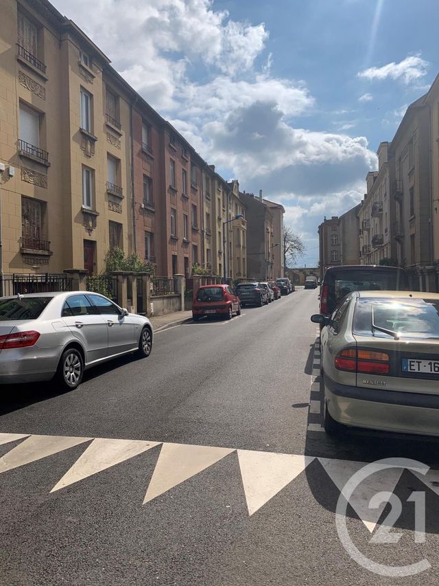 Appartement F2 &agrave; louer - 2 pi&egrave;ces - 44,86 m2 - Montigny Les Metz - 57 - LORRAINE