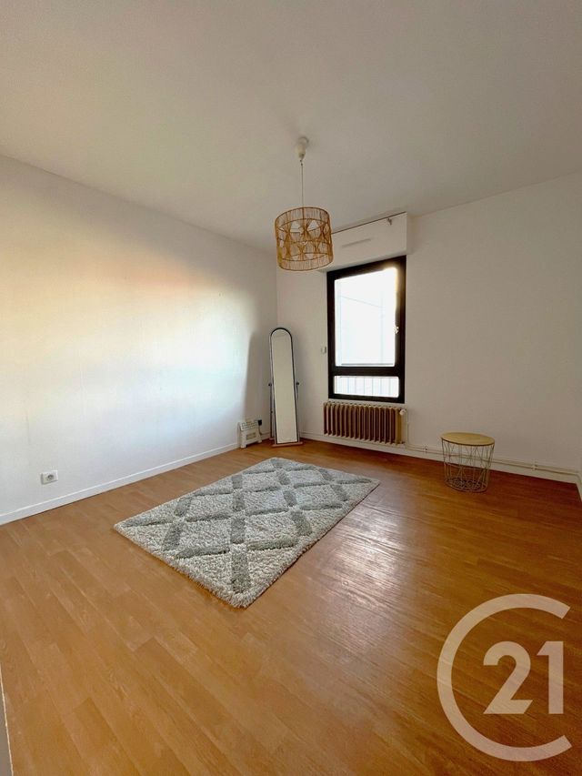 Appartement F3 &agrave; louer - 3 pi&egrave;ces - 77,38 m2 - Woippy - 57 - LORRAINE