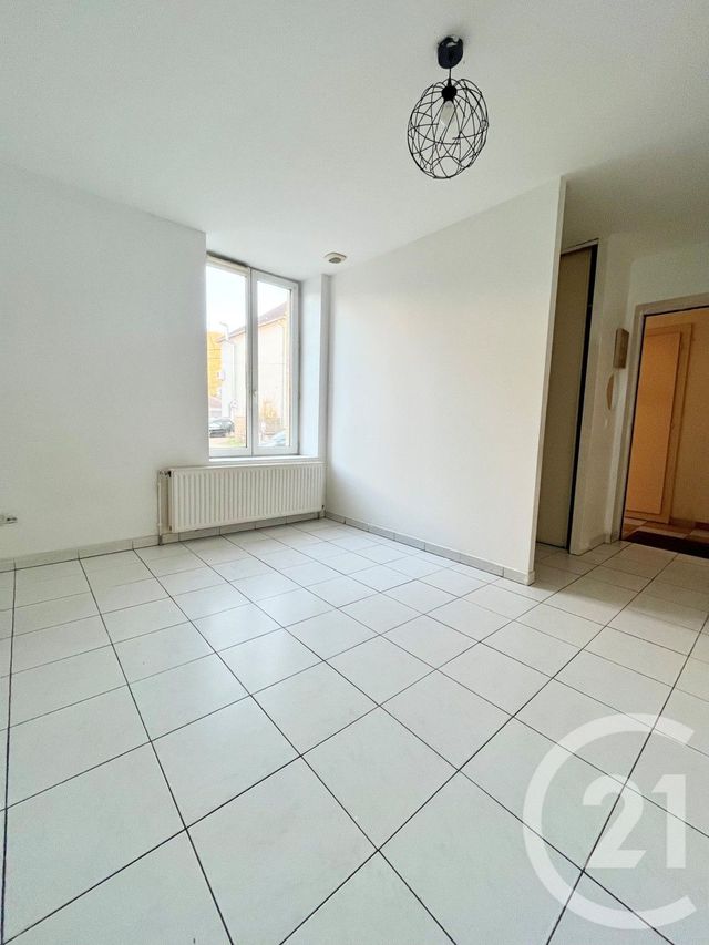 Appartement F3 &agrave; louer - 3 pi&egrave;ces - 63,13 m2 - Joeuf - 54 - LORRAINE