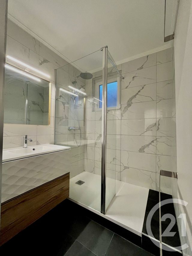 Appartement F5 &agrave; louer - 5 pi&egrave;ces - 80,62 m2 - Metz - 57 - LORRAINE