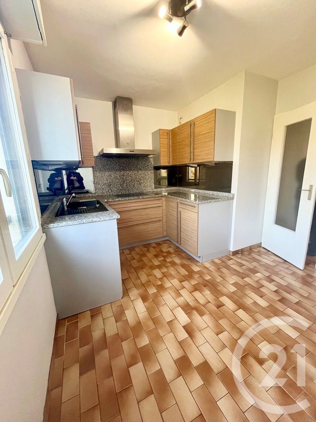 Appartement F4 &agrave; louer - 4 pi&egrave;ces - 84,22 m2 - Metz - 57 - LORRAINE