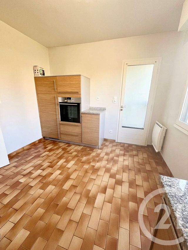 Appartement F4 &agrave; louer - 4 pi&egrave;ces - 84,22 m2 - Metz - 57 - LORRAINE