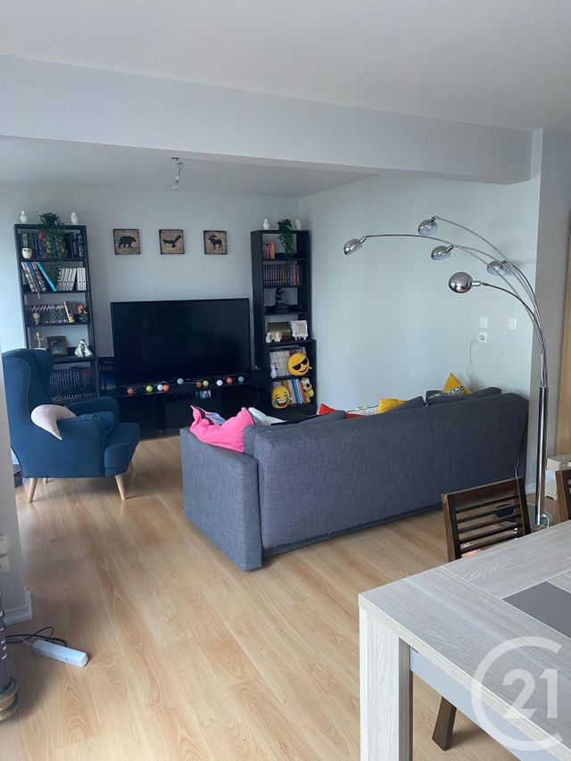 Appartement F4 &agrave; louer - 4 pi&egrave;ces - 84,22 m2 - Metz - 57 - LORRAINE