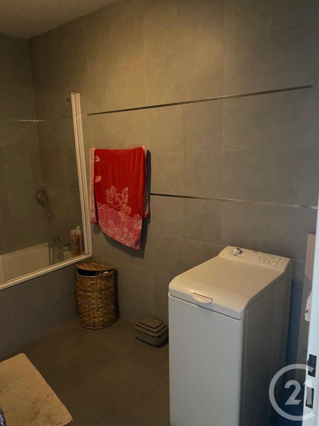 Appartement F4 &agrave; louer - 4 pi&egrave;ces - 84,22 m2 - Metz - 57 - LORRAINE