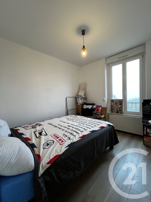 Appartement F3 &agrave; louer - 3 pi&egrave;ces - 54,28 m2 - Audun Le Roman - 54 - LORRAINE