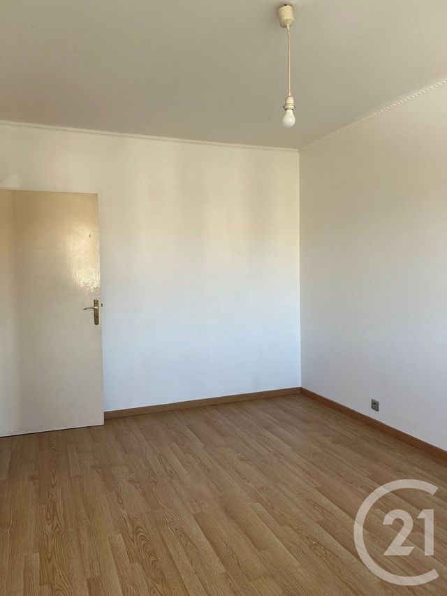 Appartement F5 &agrave; louer - 5 pi&egrave;ces - 74,72 m2 - Metz - 57 - LORRAINE