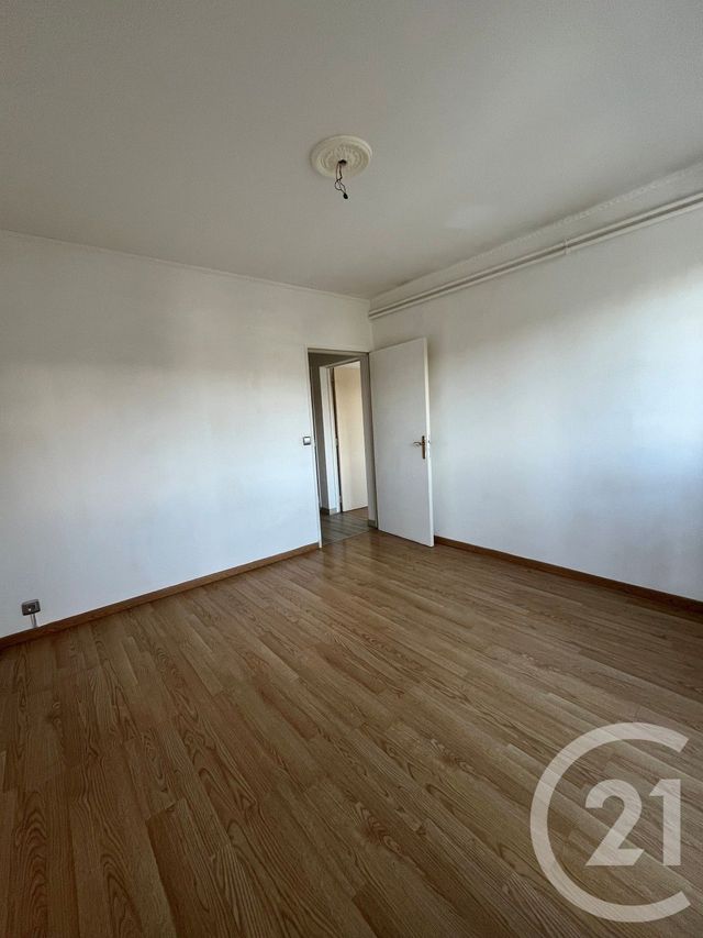 Appartement F5 &agrave; louer - 5 pi&egrave;ces - 74,72 m2 - Metz - 57 - LORRAINE