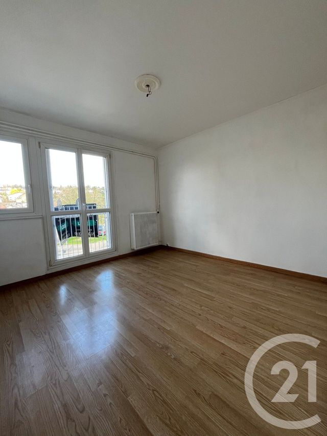 Appartement F5 &agrave; louer - 5 pi&egrave;ces - 74,72 m2 - Metz - 57 - LORRAINE