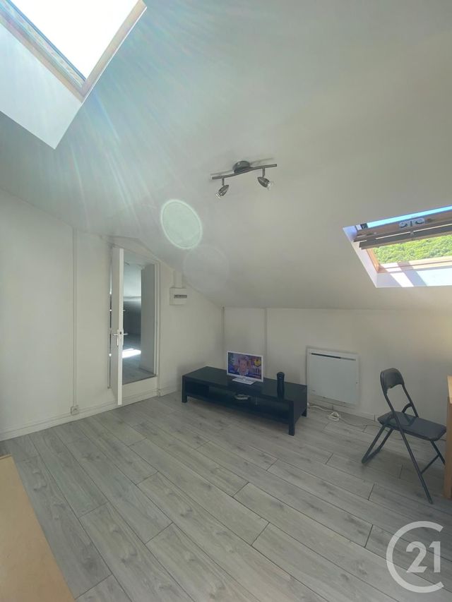 Appartement F2 &agrave; louer - 2 pi&egrave;ces - 25,95 m2 - Algrange - 57 - LORRAINE