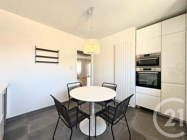 Appartement F6 &agrave; louer - 6 pi&egrave;ces - 159,35 m2 - Metz - 57 - LORRAINE