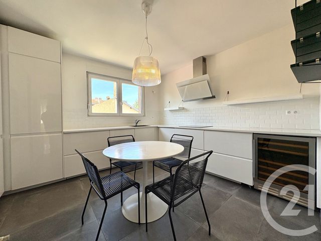 Appartement F6 &agrave; louer - 6 pi&egrave;ces - 159,35 m2 - Metz - 57 - LORRAINE