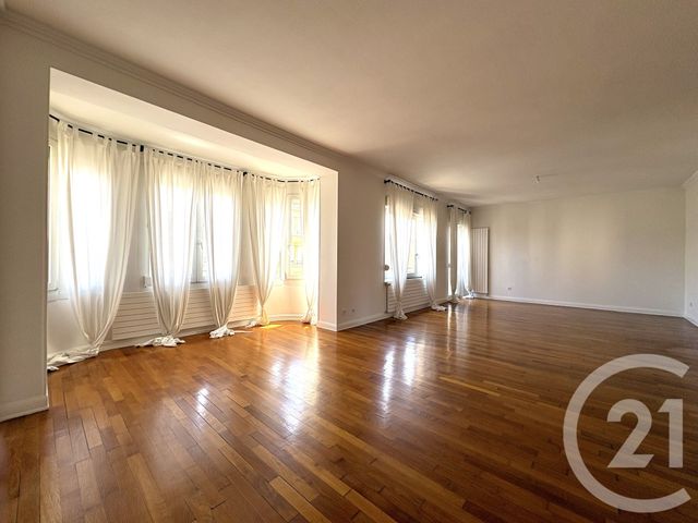 Appartement F6 &agrave; louer - 6 pi&egrave;ces - 159,35 m2 - Metz - 57 - LORRAINE