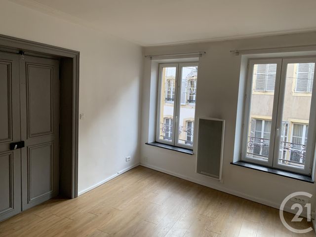 Appartement F3 &agrave; louer - 3 pi&egrave;ces - 61,23 m2 - Metz - 57 - LORRAINE