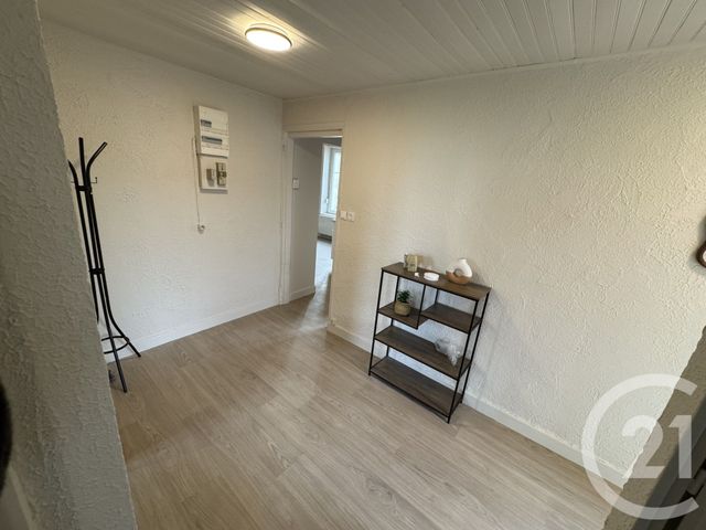 Appartement F3 &agrave; louer - 3 pi&egrave;ces - 69,21 m2 - Pagny Sur Moselle - 54 - LORRAINE
