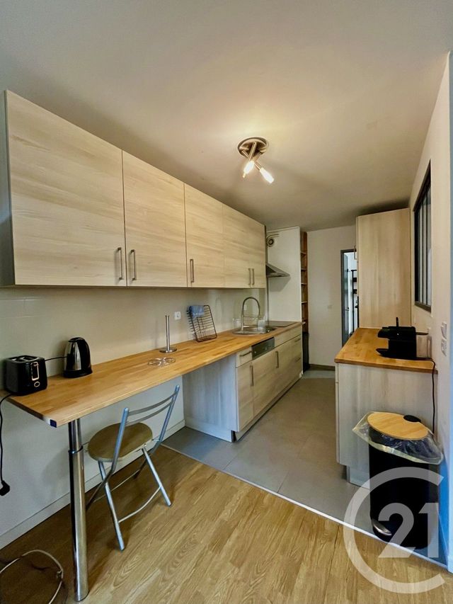 Appartement F6 &agrave; louer - 6 pi&egrave;ces - 97,79 m2 - Metz - 57 - LORRAINE