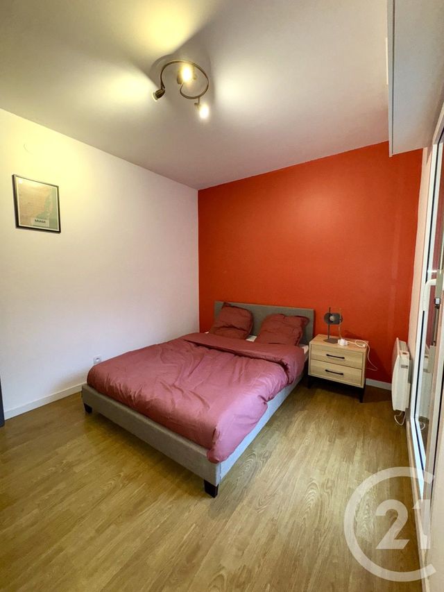 Appartement F5 &agrave; louer - 5 pi&egrave;ces - 97,79 m2 - Metz - 57 - LORRAINE
