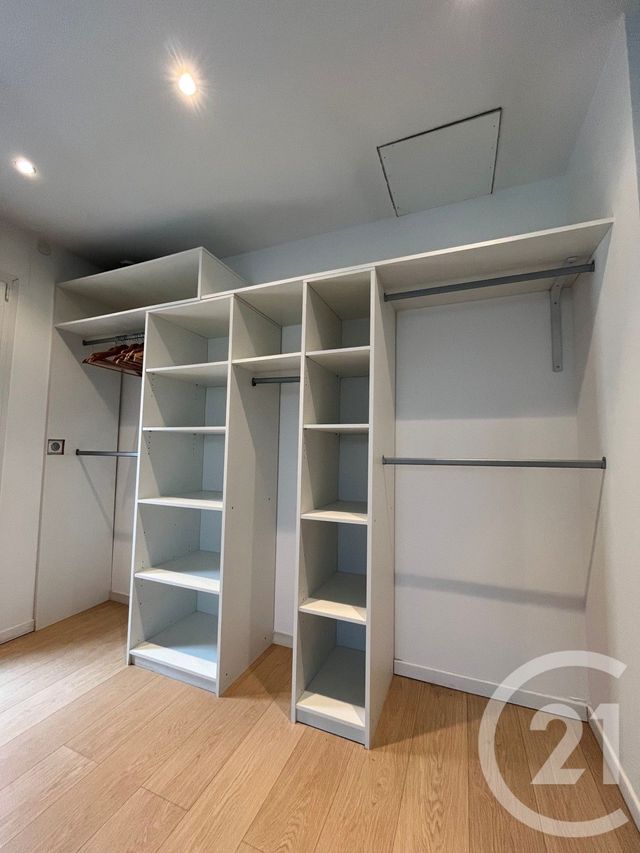 Maison &agrave; louer - 6 pi&egrave;ces - 153 m2 - Vantoux - 57 - LORRAINE