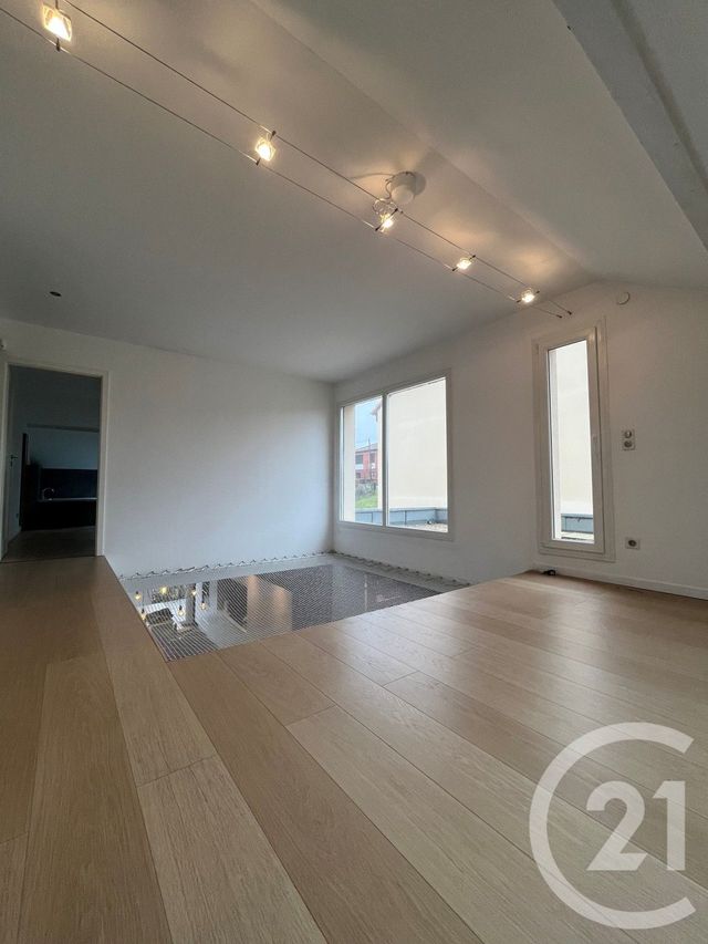 Maison &agrave; louer - 6 pi&egrave;ces - 153 m2 - Vantoux - 57 - LORRAINE