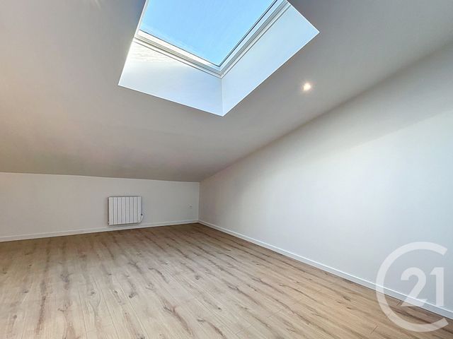 Appartement F3 &agrave; louer - 3 pi&egrave;ces - 51,70 m2 - Courcelles Chaussy - 57 - LORRAINE