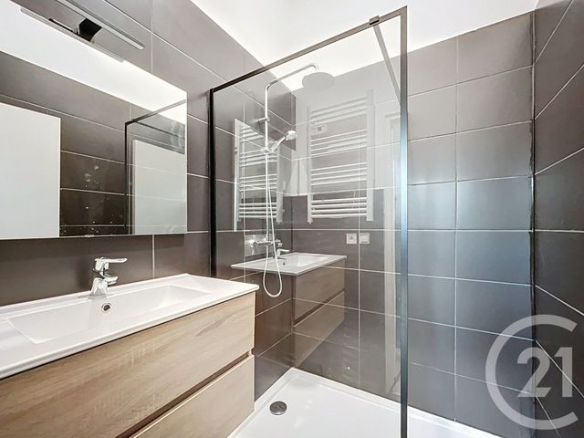 Appartement F3 &agrave; louer - 3 pi&egrave;ces - 51,70 m2 - Courcelles Chaussy - 57 - LORRAINE