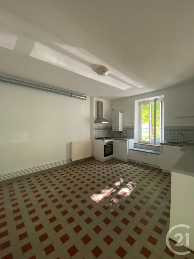 Appartement F3 &agrave; louer - 3 pi&egrave;ces - 79,30 m2 - Joeuf - 54 - LORRAINE