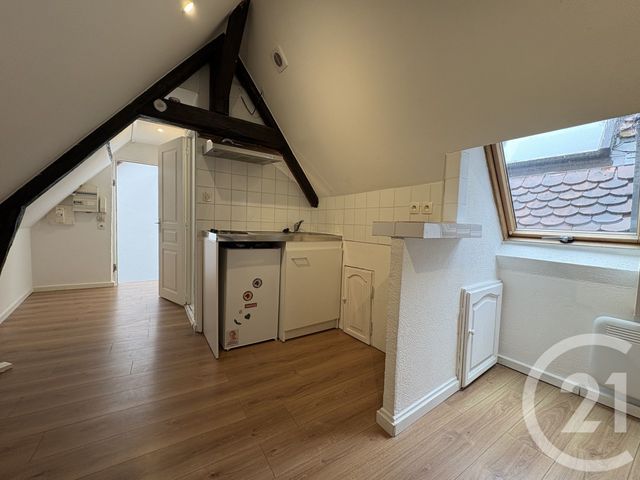Appartement F1 &agrave; louer - 1 pi&egrave;ce - 23,27 m2 - Metz - 57 - LORRAINE