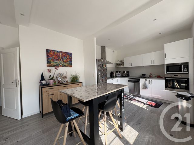 Appartement F3 &agrave; louer - 3 pi&egrave;ces - 66,10 m2 - Longeville Les Metz - 57 - LORRAINE