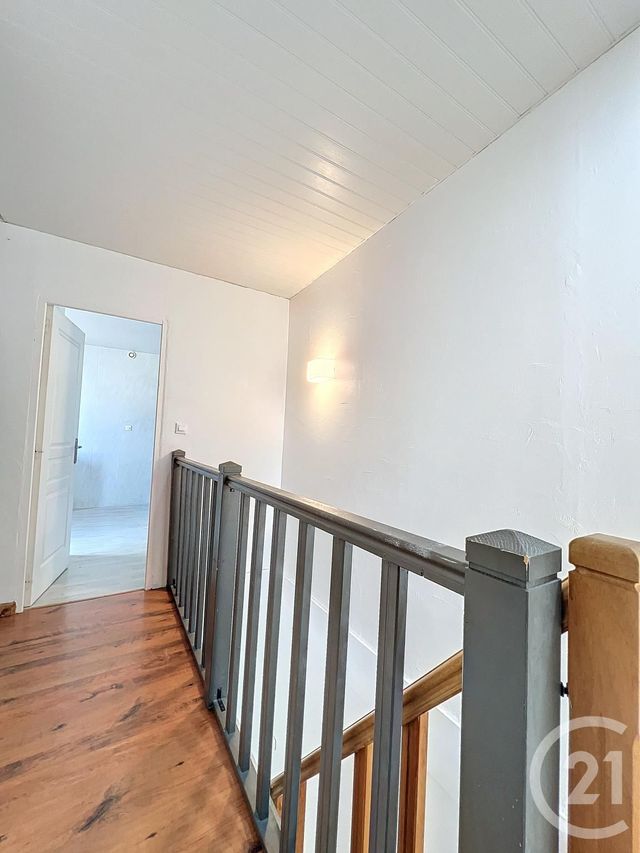 Maison &agrave; louer - 3 pi&egrave;ces - 71,63 m2 - Courcelles Chaussy - 57 - LORRAINE