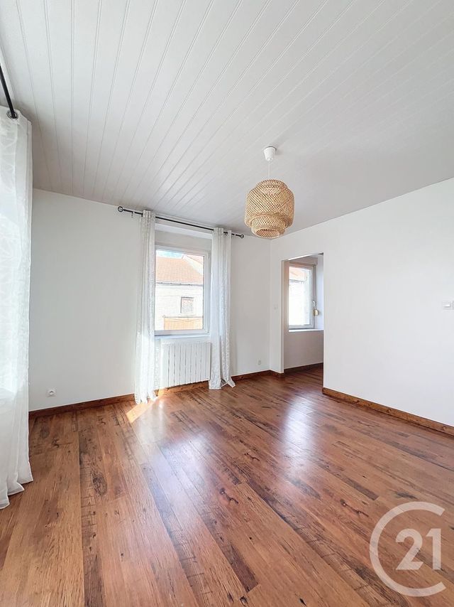 Maison &agrave; louer - 3 pi&egrave;ces - 71,63 m2 - Courcelles Chaussy - 57 - LORRAINE